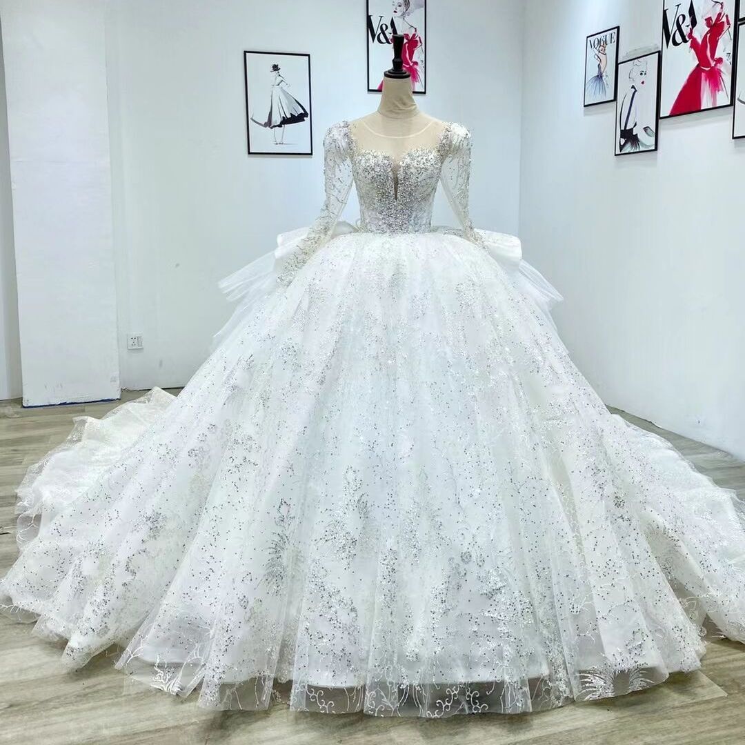 Custom Made Ball Gown Wedding Dresses Glitter Dubai Arabia Long Sleeves Beads Lace Appliqued Crystal Bridal Gowns Real Images 2022
