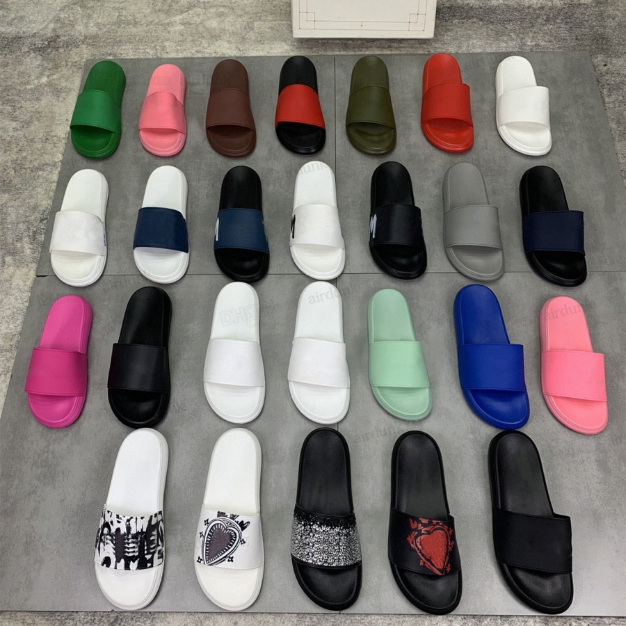 

2022 Fashion Mens Graffiti Rubber Sandals Pool Slide in Black White Pink Navy Burgundy Womens Oversized Slippers Designers Oversize Platform Flip Flop Q3xD#, I need look other product