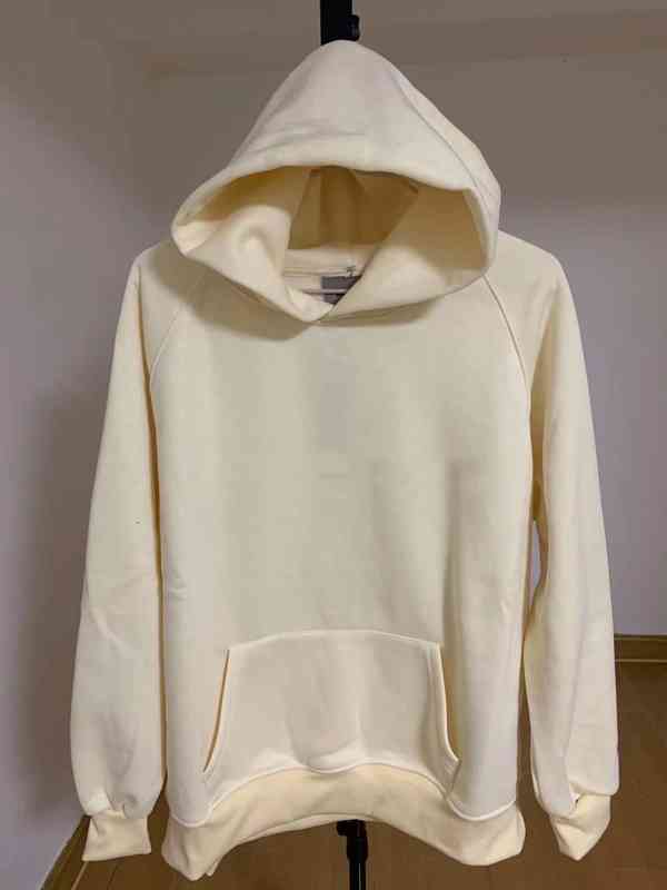 

European and American Tide Brand Hoodie New Chest Sleeve Hot Stamping Rubber Letter Couple 2022 Wholesale Sweater, Beige