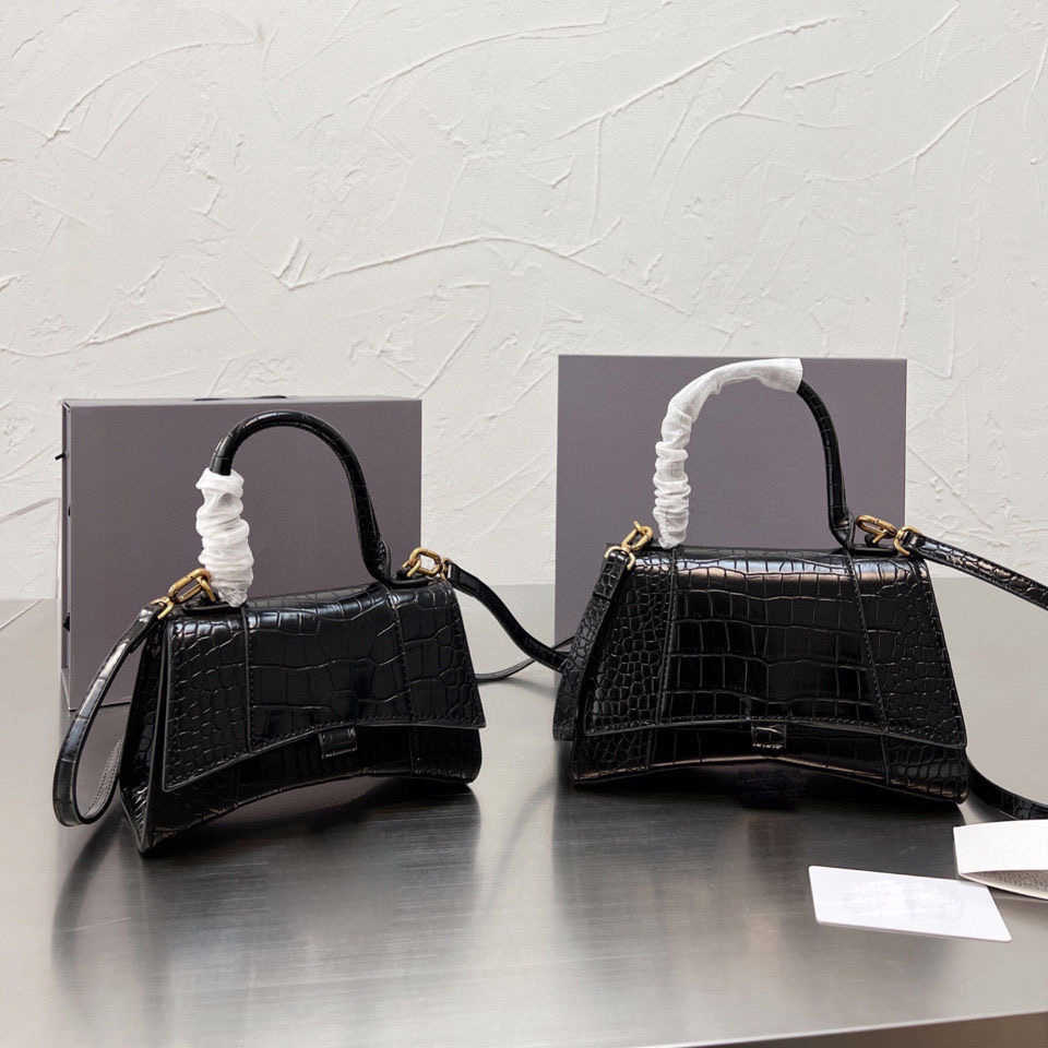 

2022 Fashion Women Handbag Luxury Designer Bags White Black Leather Embroidery Multicolor Single Shoulder Large Capacity Bucket Bag, Sliver-sliver