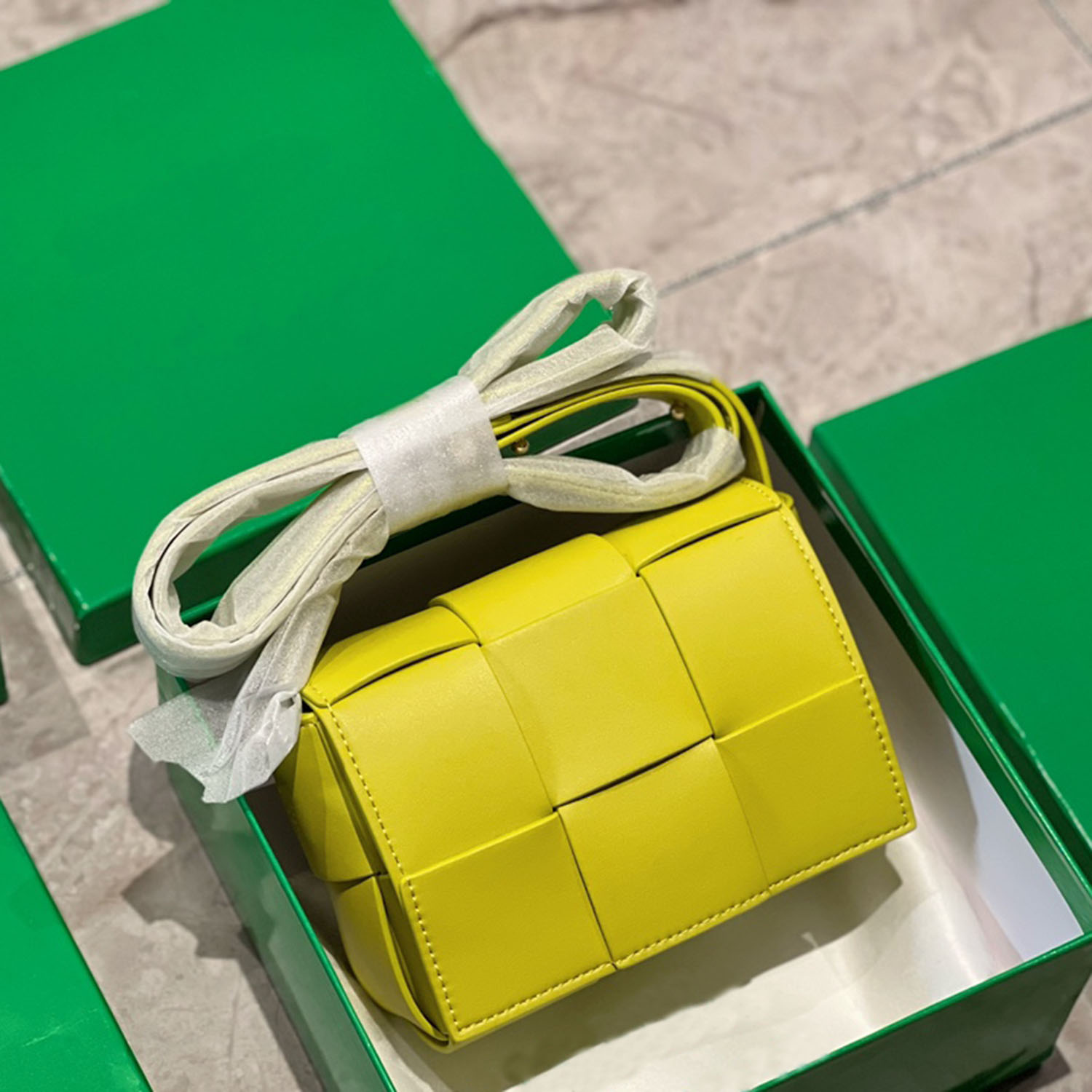 

2022 New High Quality Cosmetic bags Luxury Designer boga Cases Bags Leather Women Lady Handbag XB50035, With box