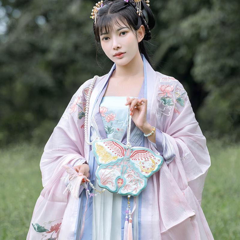 

Evening Bags Angelatracy 2022 Arrival Hanfu Chinese Luxury Butterfly Two Side Embroidery Tassel Pearl Chain Shoulder Crossbody BagEvening, Red and green