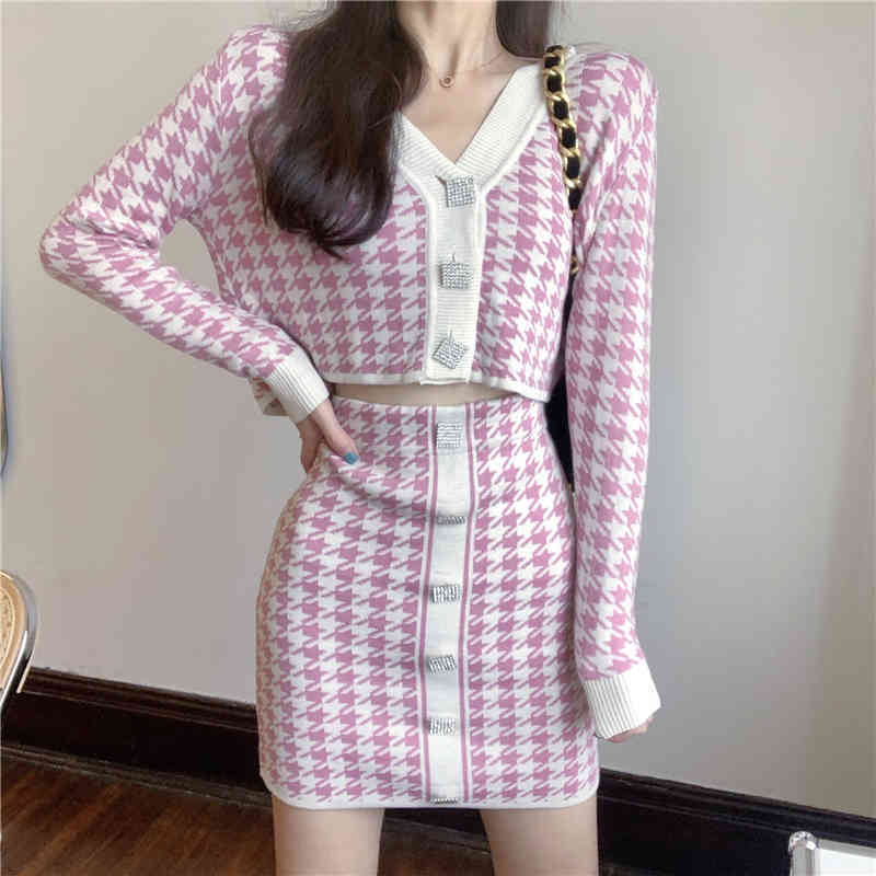 

Fashion suit women pink houndstooth Vneck knitted longsleeved cardigan high waist skirt twopiece 210525