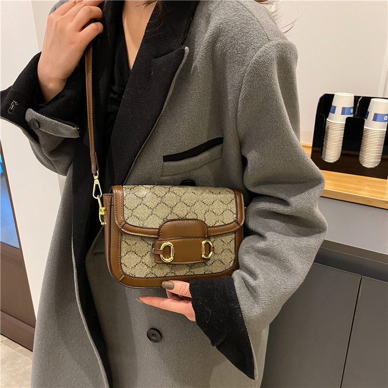 

flap bags 2022 bag Fashion women CrossBody Handbag High Quality luxurys Top designers Clutch Shoulder purse Handbags Metallic printing Leather purse chains letter, No bags
