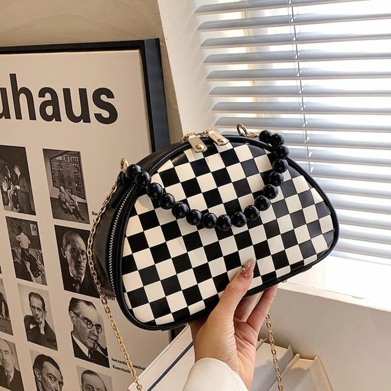 

Evening Bags Spring And Autumn Solid Color Chain Checkerboard Fashion Simple Beaded Crossbody Small Square Bag WomanEvening, Black