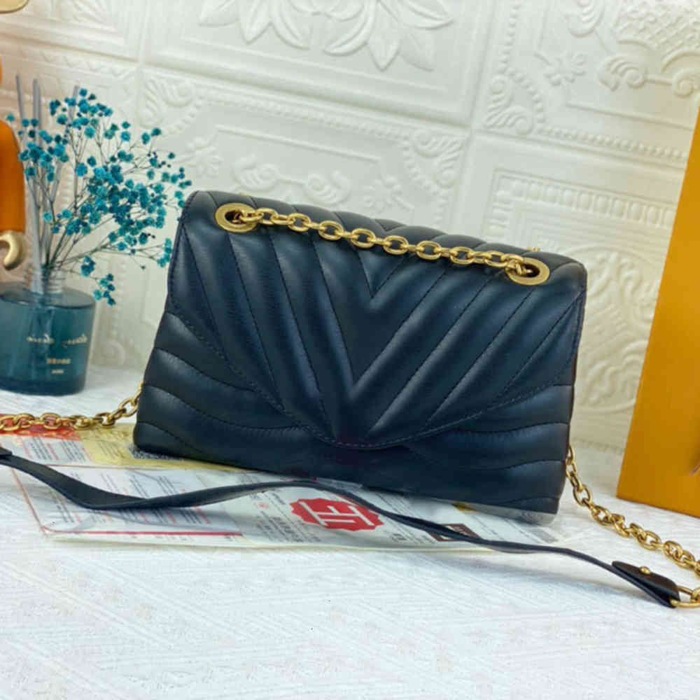 

NEW WAVE Designer Shoulder Bag for Women Totes Vintage Chain Bags Fashion Smooth Cowhide Leather Quilting Cover Lady Purse Socialite Luxurydesigner3AB, Black