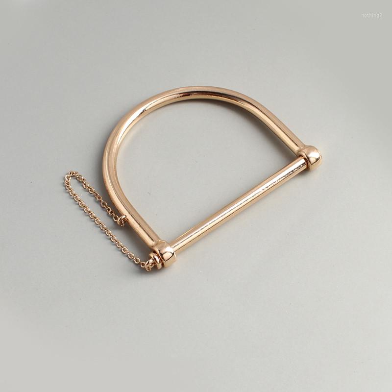 

Bangle Timlee B003 Personality Geometry Magnetic Buckle Alloy Bangles Originality Jewelry WholesaleBangle