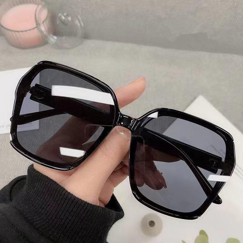 

Sunglasses Women Fashion Retro Square Shade Sun Glasses For Female Transparent Mirror Eyewear