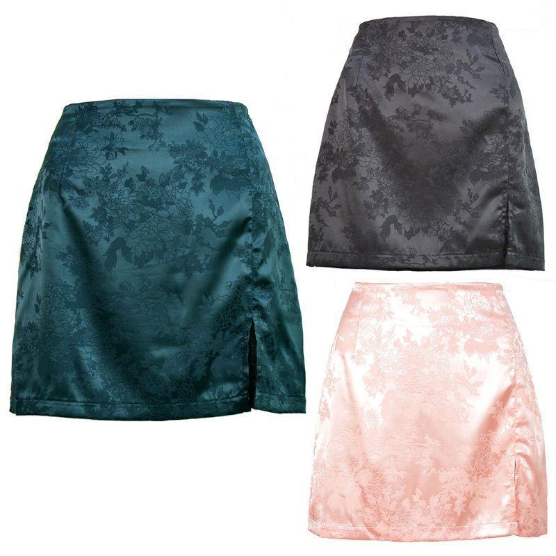 

Skirts Women Summer Vintage Floral Jacquard Satin Short Mini Skirt With Zipper High Waisted Sexy Side Split A-Line Slim Fit Beach Party, Black