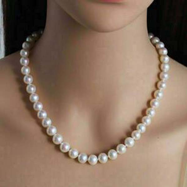 

8-9mm Akoya white pearl Necklace 14K