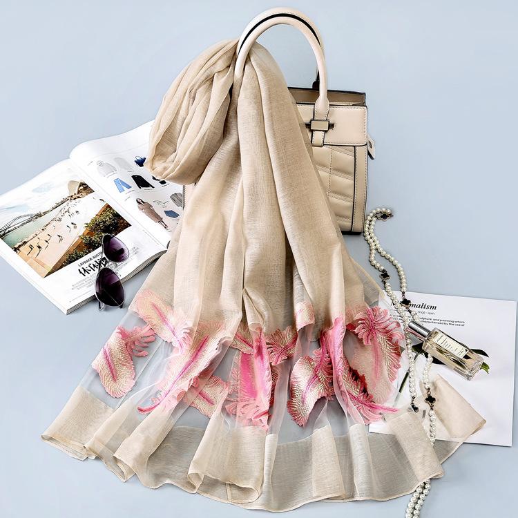

Scarves Silk-like Sunscreen Scarf, Eugene Shawl, Pure Beach Scarf Factory Wholesale Gift Head Women Scarfs For Ladies