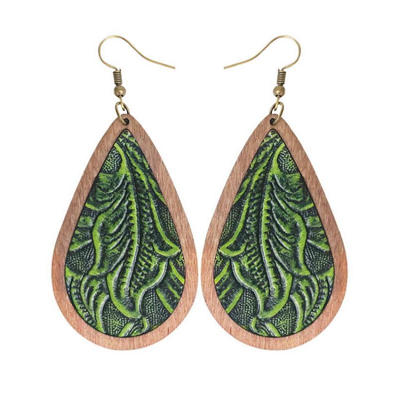 

Dangle & Chandelier Vintage Embossment Flower Leather Earrings 2022 Trendy Natural Wood Teardrop For Women Boutique Jewelry