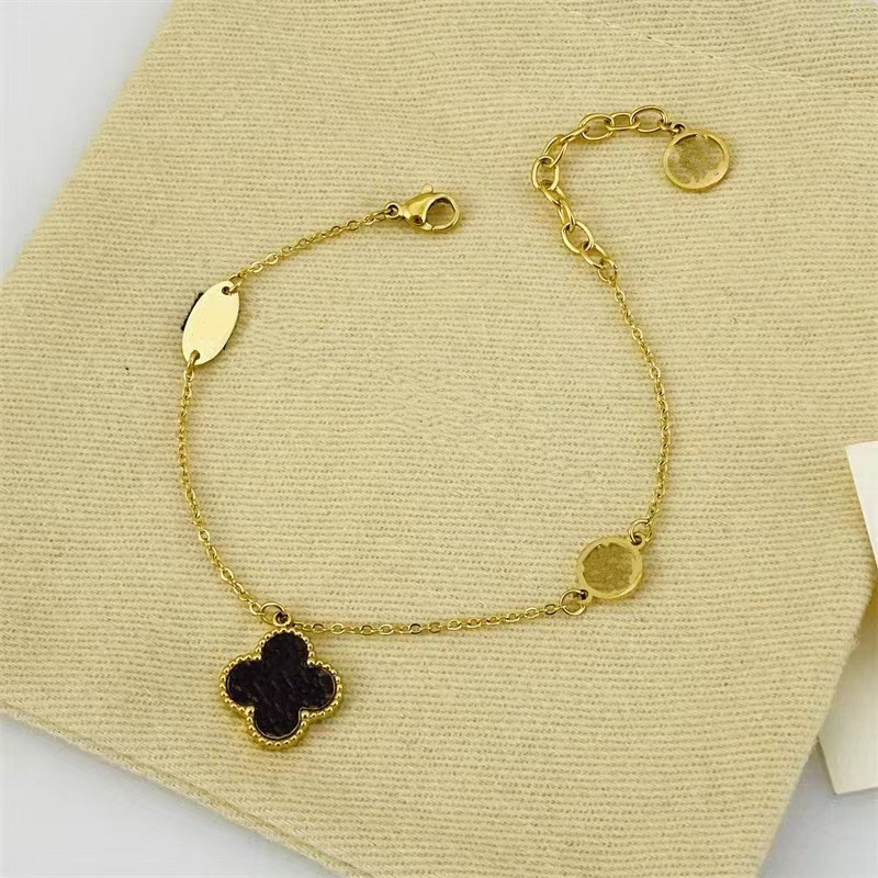

four-leaf flower Gold Titanium Steel Bangle Bracelet leather L Women's Classic Luxury Designer Birthday Gift Non-allergic Jewelry
