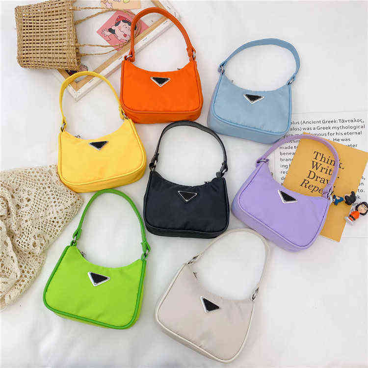 

Baby Kids Designer Handbags Tote Girls Mini Princess Purses Children Cute Letter Casual Shoulder Bag Snack Candy Handbags Christmas Gifts, Beige with logo