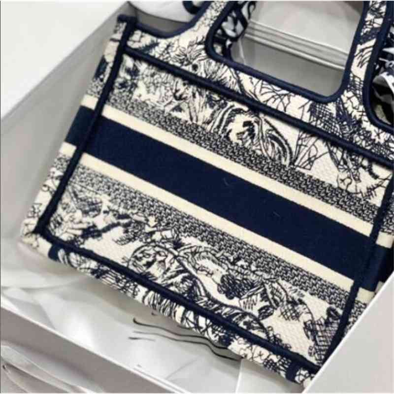 

High-quality design bag new mini bags three-dimensional embroidered Bag handbag star's same tote bag, Blue letters