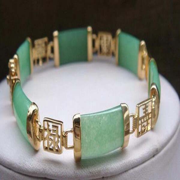 

Pretty Natural Green Jade Gemstone Gold Plated Fortune Lucky Link Bracelet 7.5"
