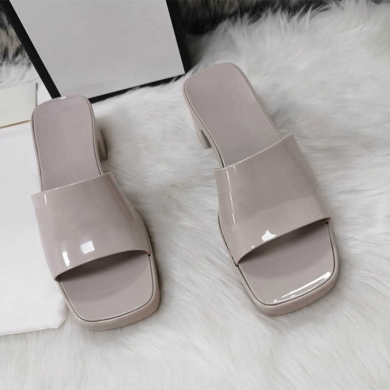 

Women Rubber High Heel Slide Sandal lady fruit Platform Slipper Summer Embossed Candy Colors Outdoor Beach Flip Flops womens Designers ZU7L