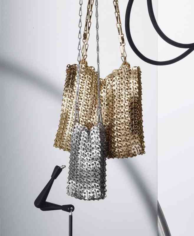 

Luxury Women Designer Metal Sequins Chain Woven Hollow Evening s Clutch Female Travel Holiday Shoulder Bag Handbag, Gold small size