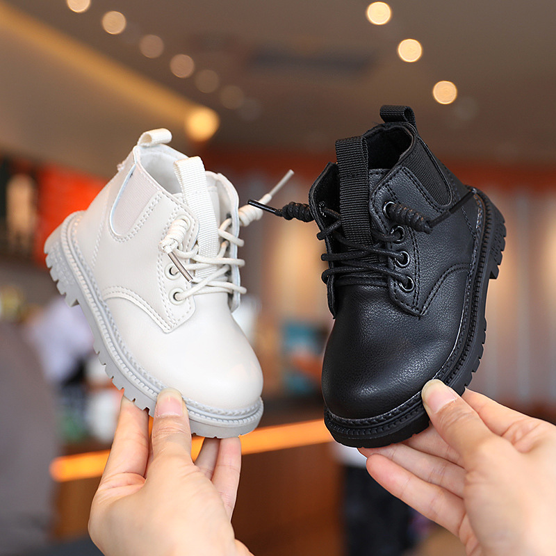 Automne Premier Walkers Nouveaux chaussures pour enfants Boots Boots Martin Boot garçons en cuir Boots Boots Girls Chaussures bébé Black Beige Eu