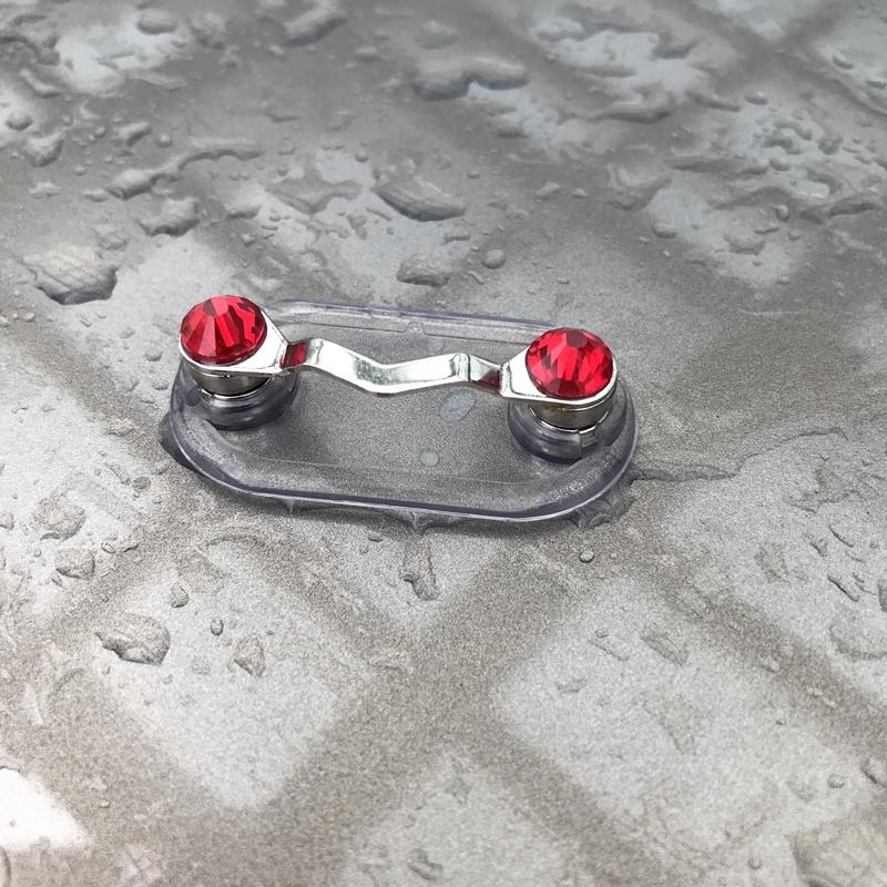 

Fashion Sunglasses Frames Magnetic Glasses Holders 43 23 11MM Travel Storage Lightweight Stainless Steel Magnet Material High Quality Holder