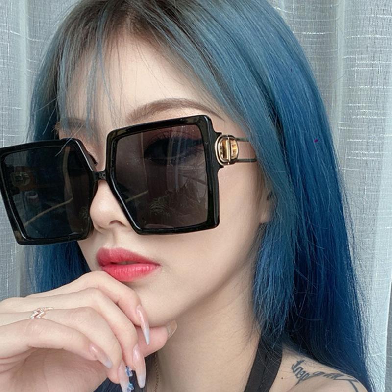 

Sunglasses Vintage Big Square Women Top Quality Goggles Mens Oversize Sun Glasses Female Fashion Black EyewearSunglassesSunglasses