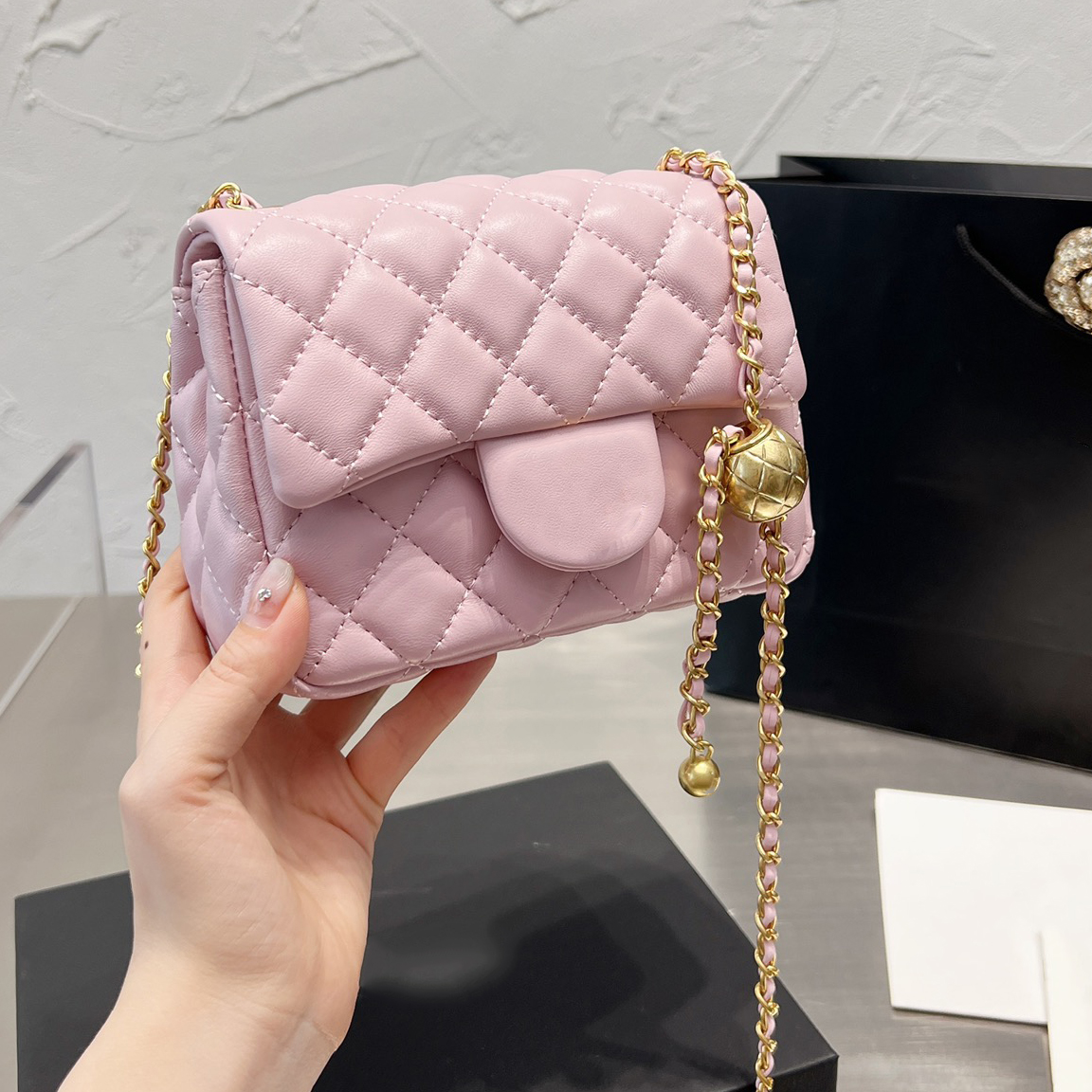 Ladies Mini Square Flap Bag Lambskin Gold Ball Adjustment Gold Metal Chain Solid Color Classic Quilted Plaid French Designer Luxury Shoulder Cros