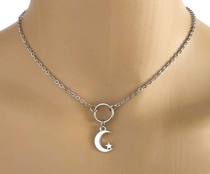 

Pendant Necklaces Obedient Moon And Star Necklace Cautious Japanese Collar O Ring Discreet Day Submissive Gothic Chains FashionPendant