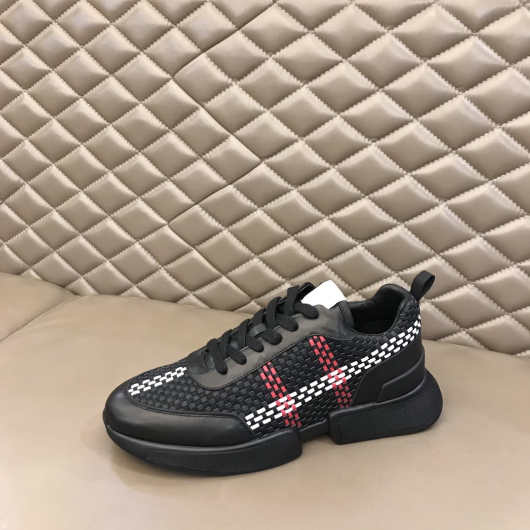 

Men's shoes top quality luxury designer brand men casual sports shoe match invincible Soft comfortable nice are size38-45, As picture 1