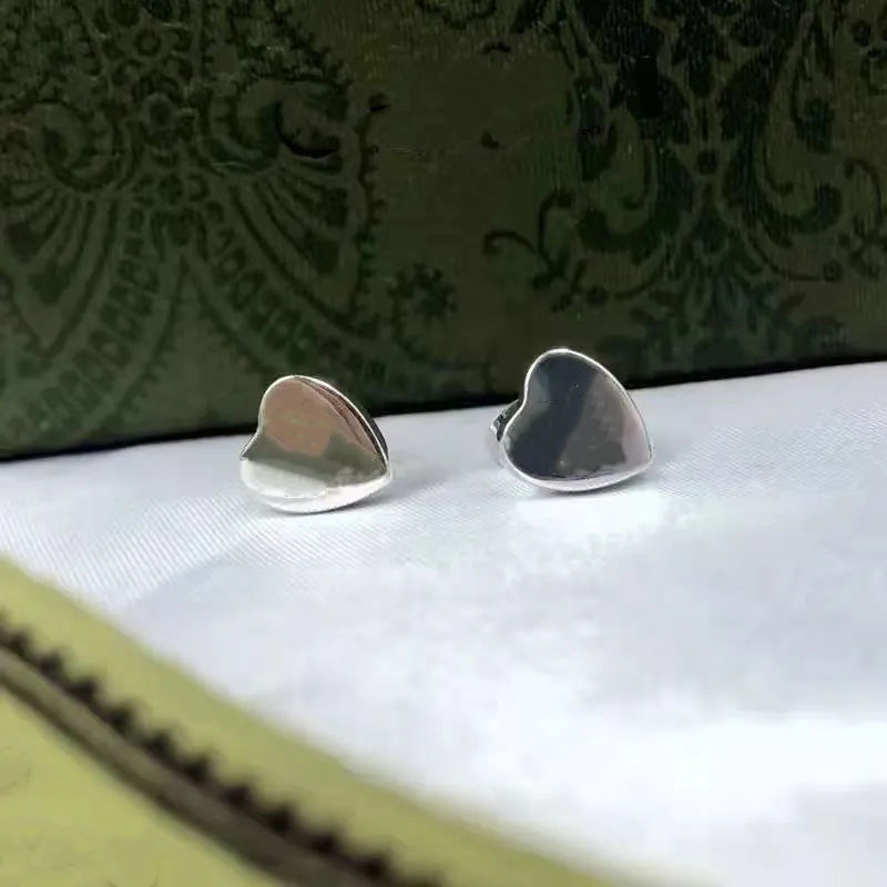 

High Quality Luxury Women Fashion Heart Love Stud Classic Stainless Steel Couple Gifts Designer Jewelry Earrings Wholesale