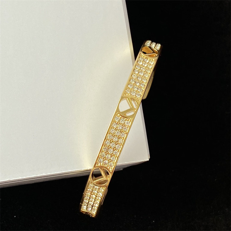 

Luxurys Designers Jewelry Bracelets Classic Golden Silver Diamond Letter Bracelet For Women Fashion Brand Bracelets 4 Styles With Box