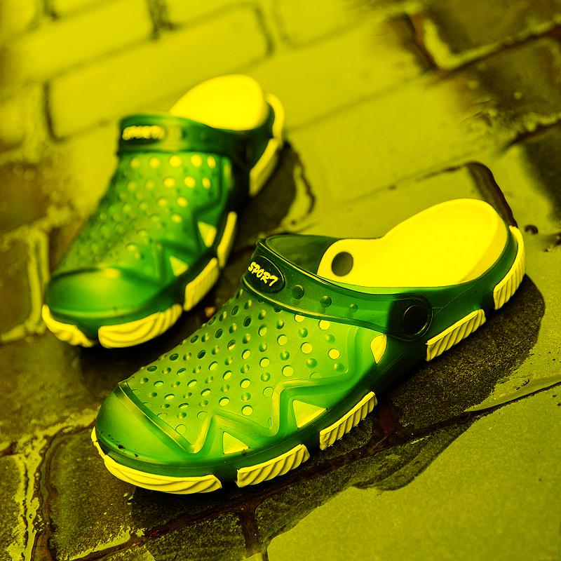 

Sandals Mens Jelly Beach Summer Slippers Eva Unisex Garden Shoes Breathable Outdoor Hole Water Footwear Lightweight HollowSandals, Black