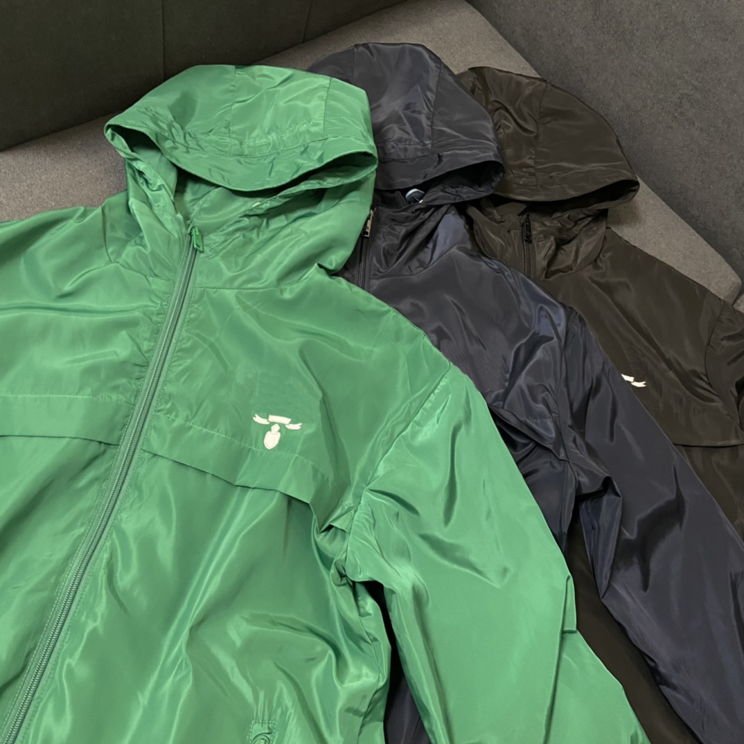 

Spring and autumn new fashion designer jacket European size loose version of the jackets high quality eco fiber blend material luxury mens jacket, Green