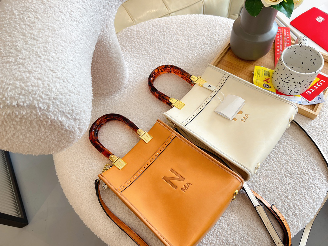 

Designer Womens Tote Bag Luxurys Shoulder Bags Fashion Leather Handbags Lady Crossbody Totes F Bags Women Purses Shopping Bags 2208161D, More bubble protection
