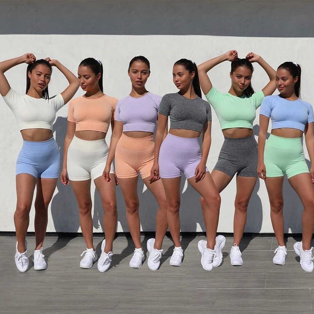 

Outdoor Indoor Exercise Fitness SuitShark knitted seamless Yoga Pants short sleeve High Waist Shorts Set, Short sleeve red rose shorts