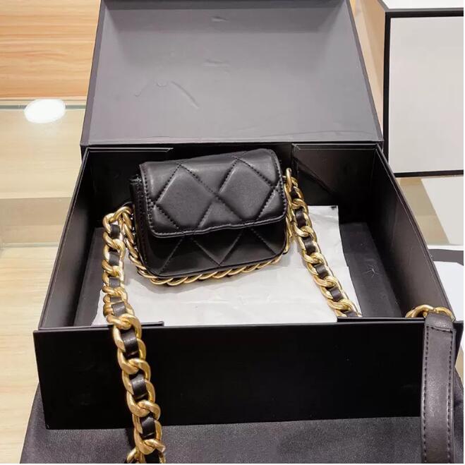 

Classic Flap Square Bags Matelasse Chain Cross Body Shoulder Clutch Mini Cosmetic Purse Quilted Famous Luxury Designer Tiny/Mini Vanity Handbags 18CM/14CM, Black