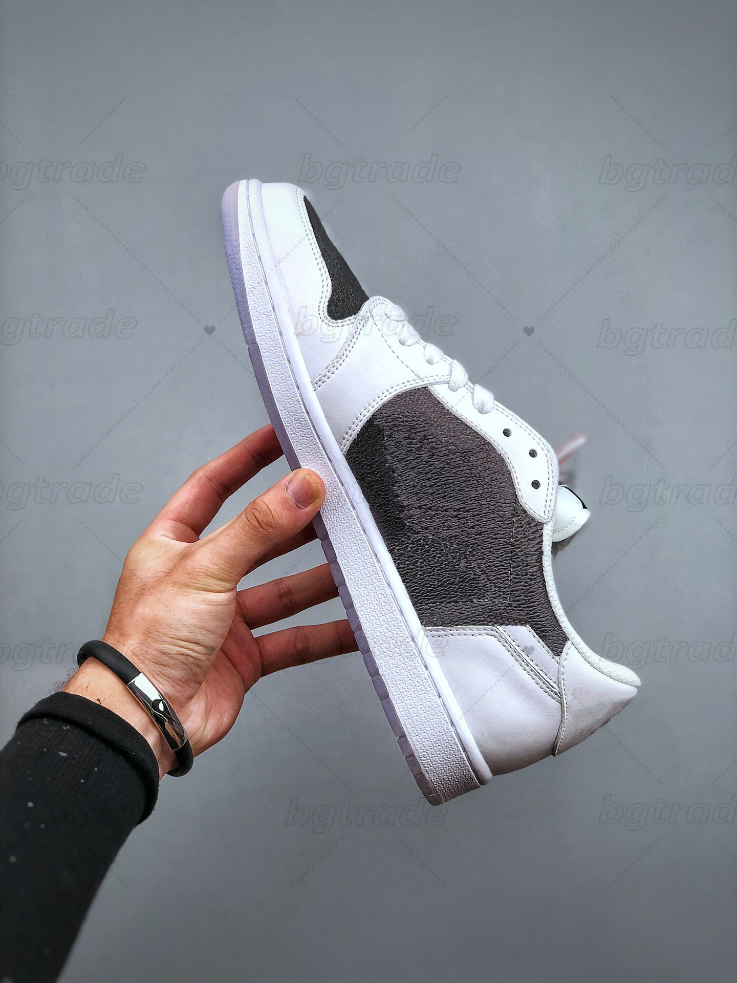 

Luxury TS x 1 Joint Name Lattice Running Shoes 1S Low Mens Womens Designer Basketball Shoes White Brown Beige Khaki University Outdoor Sneakers