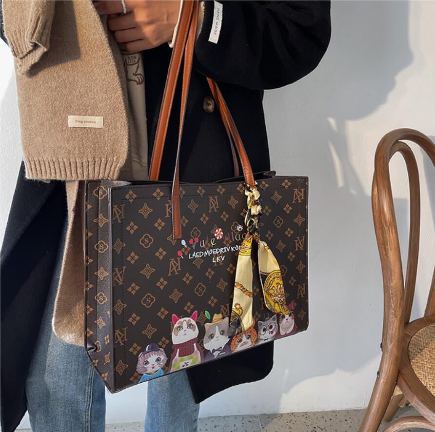 

Women's bag winter new print tote bag bow letter Korean version net red cat silk scarf large capacity shoulder bags, W1