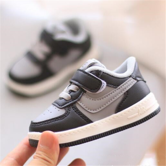 

Top Quality Baby First Walkers Fashion Toddlers Infant Casual Sneakers Cute Classic Boys Girls Shoes kids Trainers, As shown