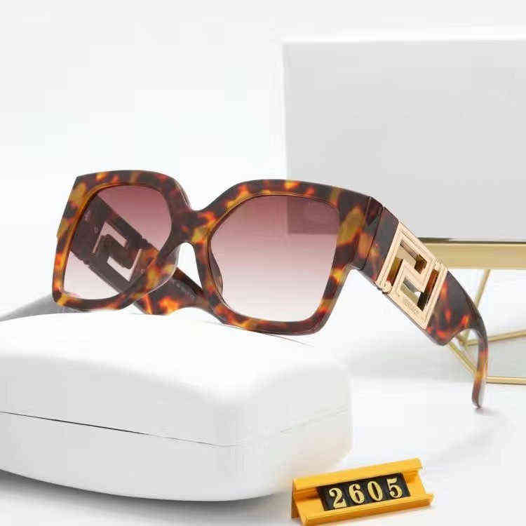 

Sunglasses Women Vintage Oversized fashion Eyewear feminino Big Shade UV400 Glasses new design Original Box 015
