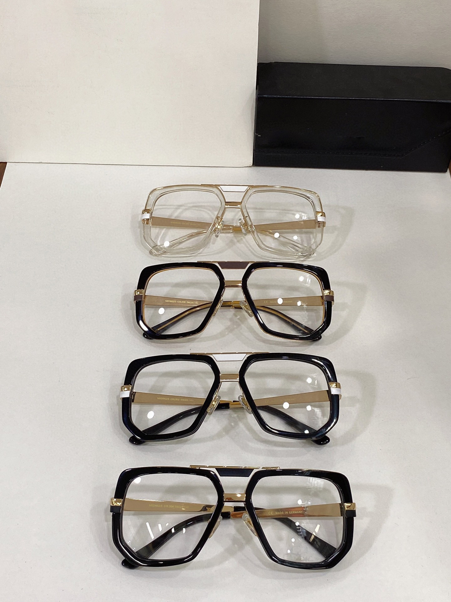 

Men and Women Eye Glasses Frames Eyeglasses Frame Clear Lens Mens and Womens 662 Latest Selling Fashion Restoring Ancient Ways Oculos De Grau Random Matching Box