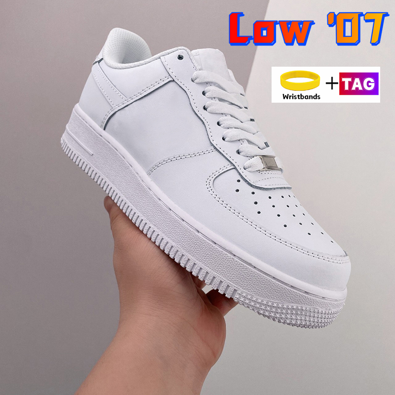 

Mens Womens Running Shoes Low 07 Triple White Black Men Sneakers Women Sneaker Designer Leather Fashion Comfortable Trainers Platform shoe Classic shoes 36-45