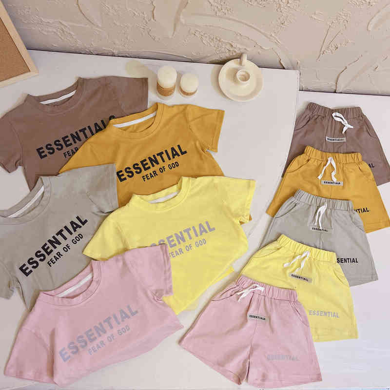 Summer fashion boys' and girls' alphabet English Shorts Set children's casual loose sportswear 2-piece set-image-762474585