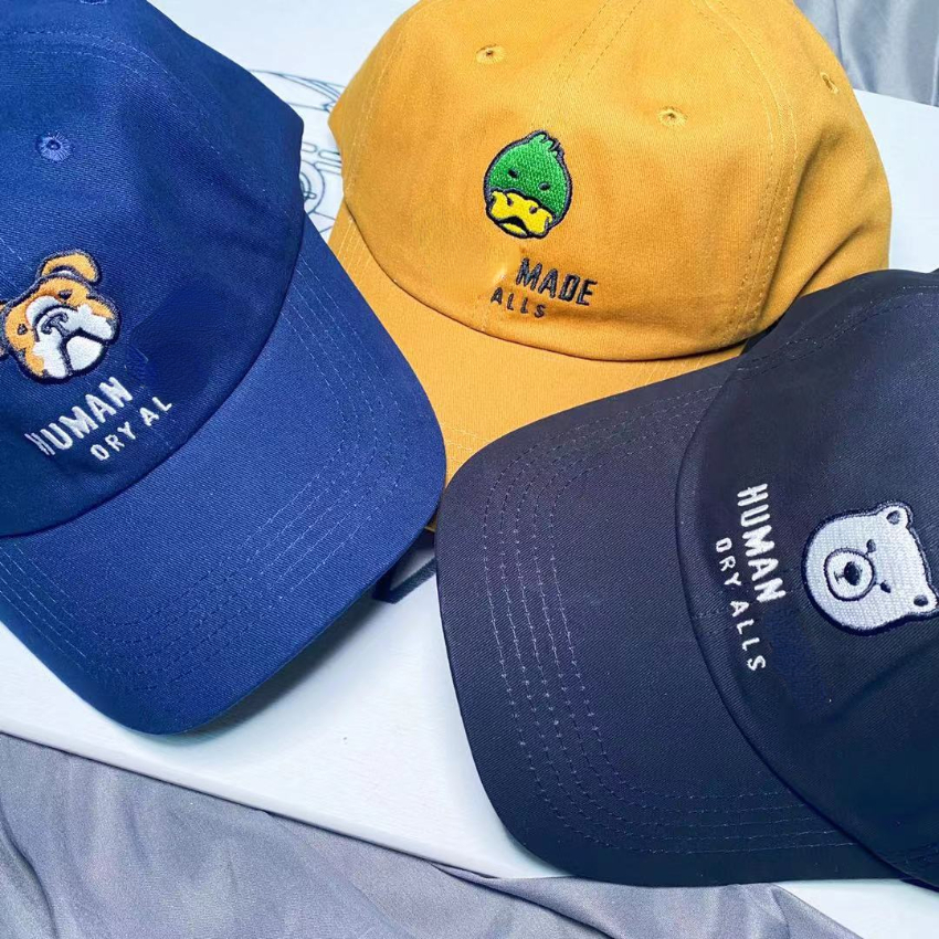 

Japanese Fashion Ball Caps Human Brand New Embroidered Animal Duck Dog Bear Baseball Cap Men and Women Couple Hats, Blue