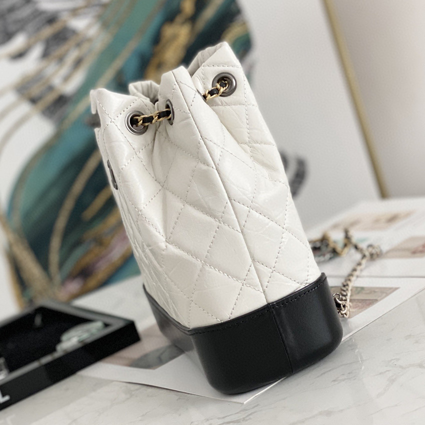 

7A Top Designer bags Gabrielle Backpack Wandering Schoolbag Chain bag Handbag 23cm 94485 Shoulder Bags Square Lattice Women's Genuine Leather bag Luxury Custom made, Black