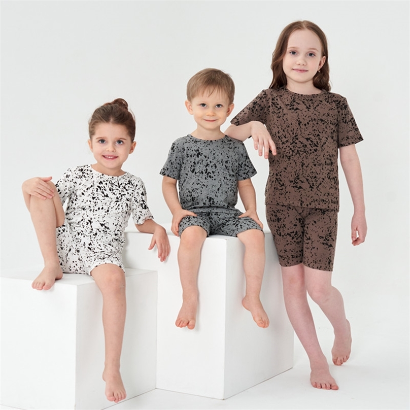 

12M to 8 years baby kids boys girls summer geometri print cotton casual top with shorts 2 pcs sleepwear set children loungewear 220617, Gray