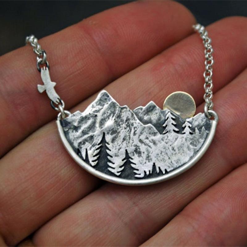 

Pendant Necklaces Snow Mountain Necklace Men Women Retro Jewelry Natural Scenery Tree Sunrise Birthday CollarPendant