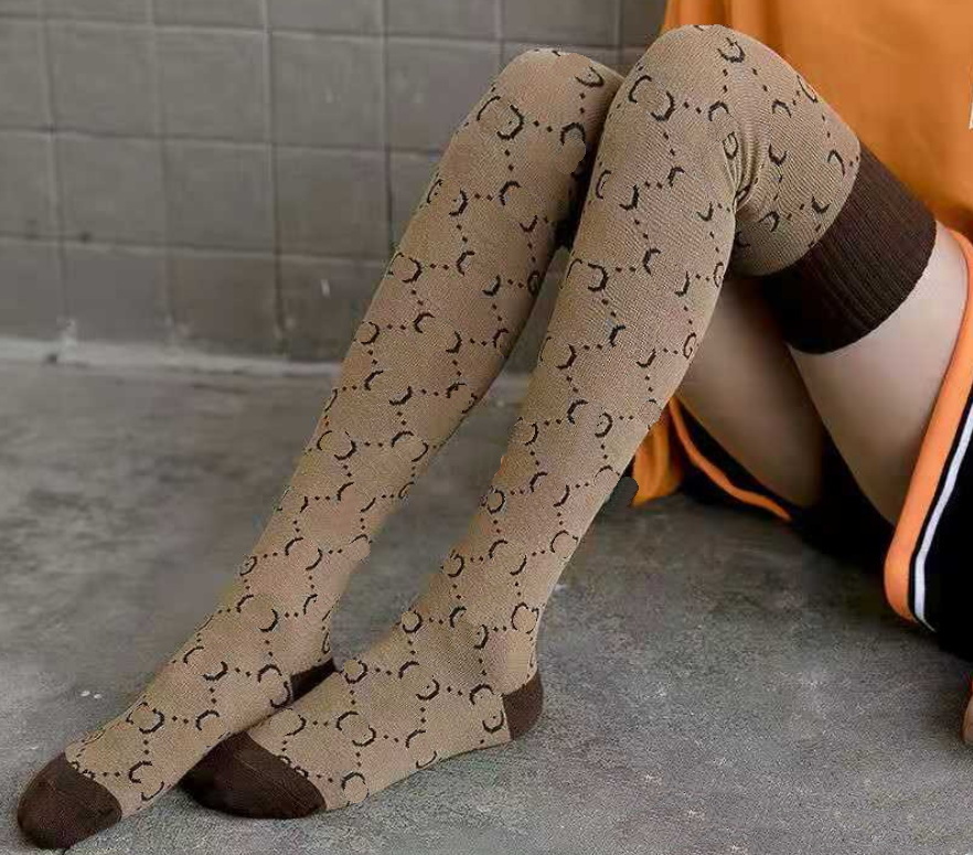 

Luxury stocking Designer Mens Womens Socks wool stockings high quality senior streets comfortable knee leg sock letter pattern