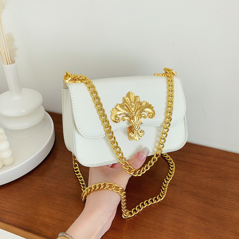 

Leather Crossbody Bags For Women Chain Shoulder Simple Lady Purses Handbags Fashion Tote, Black