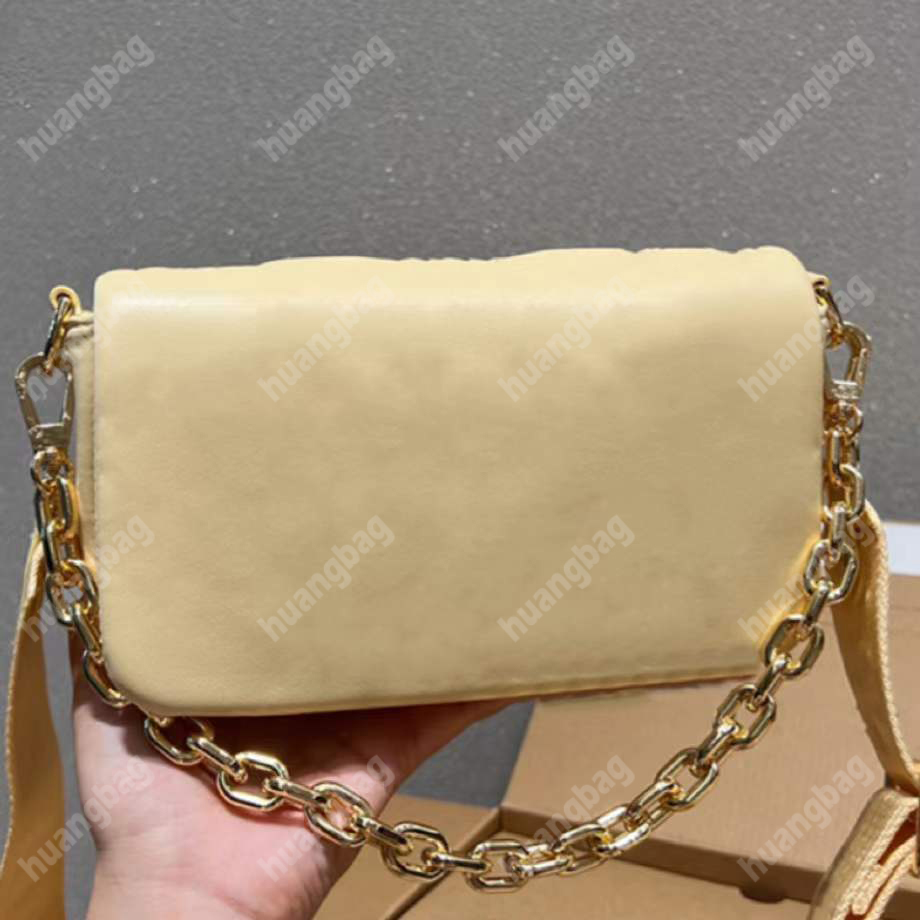 3 Couleurs En Relief Fleur Sac Fourre-Tout En Cuir Sacs À Bandoulière De Mode Sac À Main De Luxe Designer Bandoulière Femmes Lettres Rabat Mini A