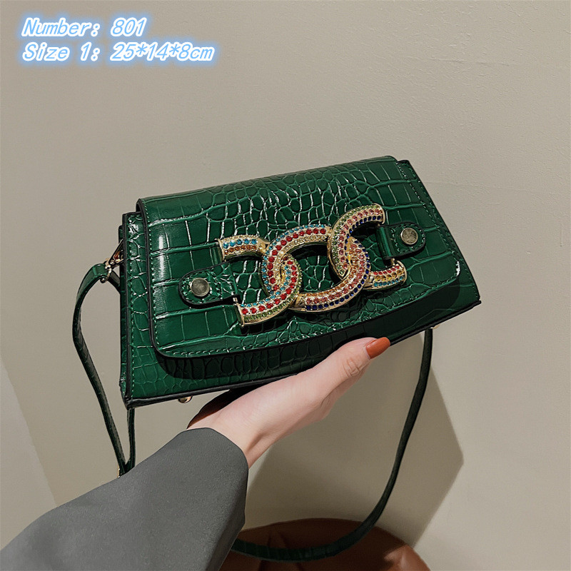 

Wholesale factory ladies leathers shoulder bags high quality heavy industry studded handbags street personality chain bag shaped leather crocodile handbag, Pink1-801